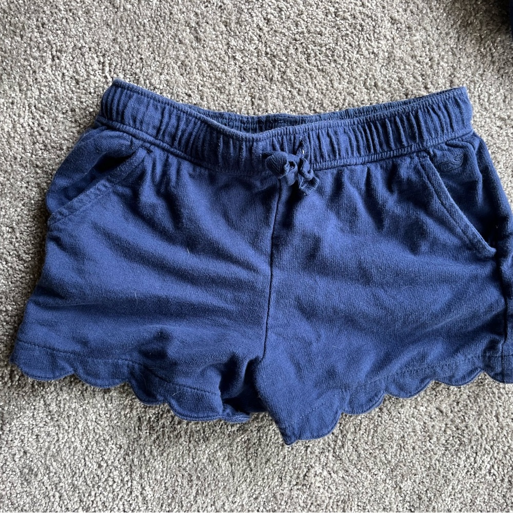 Vineyard Vines Blue scalloped Shorts